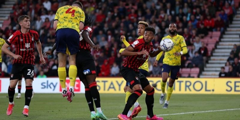 Hạng Nhất Anh 27 Format thi đấu của Championship và hành trình thăng hạng